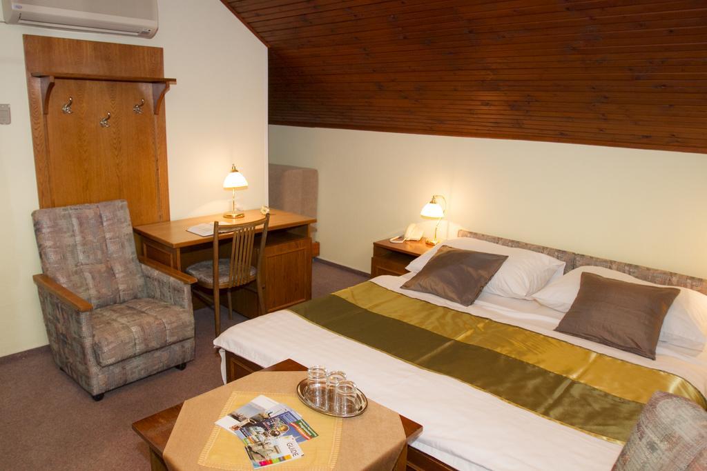 Hotel Molnar Budapest Exterior photo