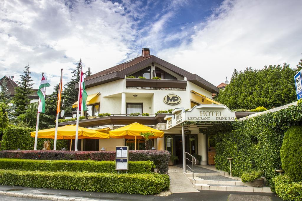 Hotel Molnar Budapest Exterior photo