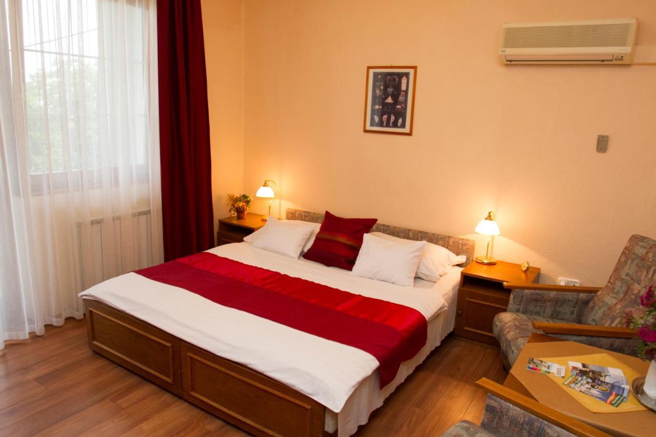 Hotel Molnar Budapest Exterior photo